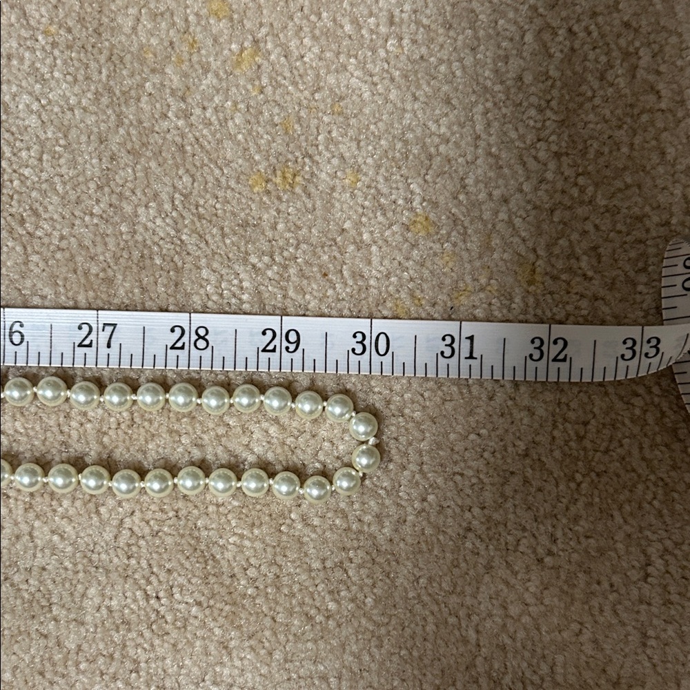 Elegant Pearl Necklace